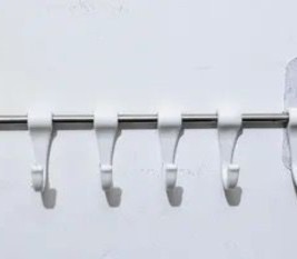 6-Hooks-Metal-Rod-Self